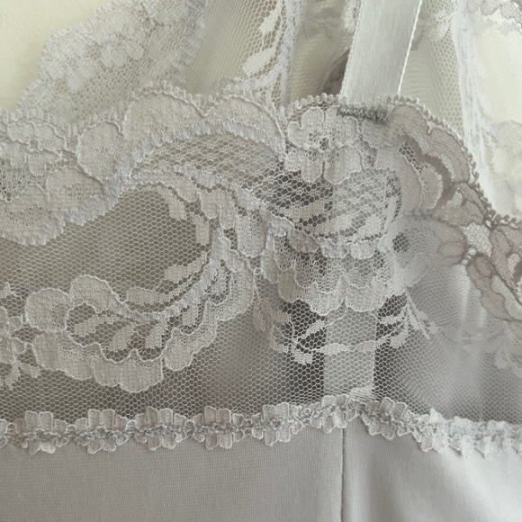 VINTAGE FRENCH MAID Light Grey Full Slip Adjustable Straps Lace Trim Feminine - Picture 9 of 16
